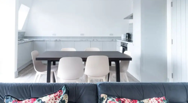 Апартаменты Newly Refurbished 2 bed With Fantastic View