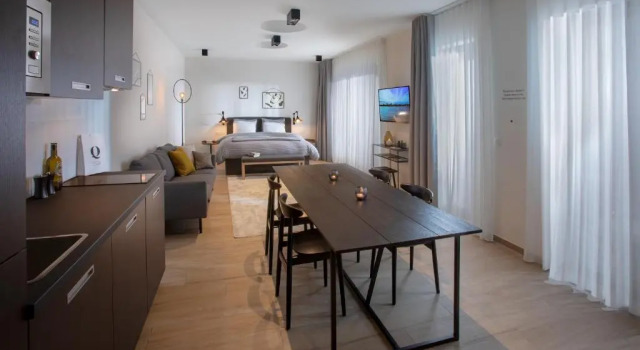 Апартаменты Цокольный этаж Qstay Good Living Apartments