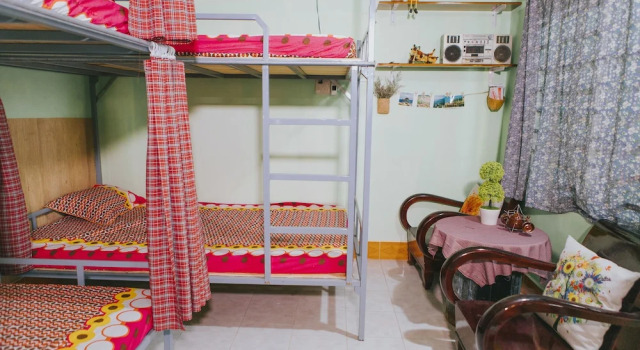 Кровать в общем номере Nha Sin's Homestay - Hostel