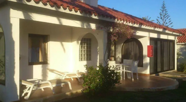 VIP Sun Club Bungalows, Забронировать Отель Отели Плайя дель Инглес с бассейном, рядом с Экуменический храм Эль-Сальвадор, Бассейн