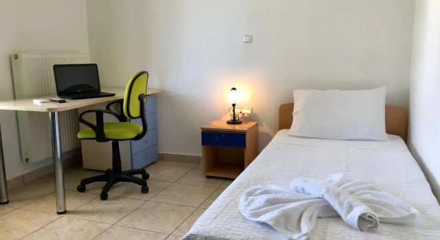 Dea House, Prenota Hotel Finikas Syros
