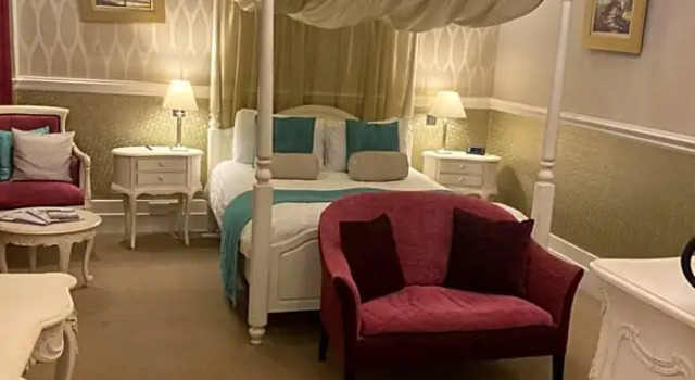 Полулюкс Langtry Manor Hotel