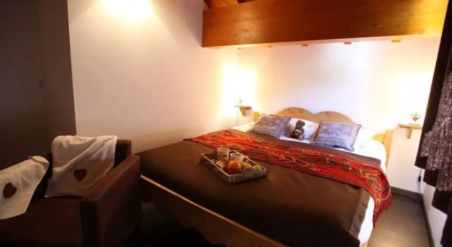 Les Chalets d'Adrien 4, Забронировать Шале Виллы Овернь-Рона-Альпы, Вилла