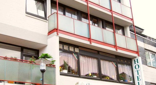 SMARTY Leichlingen-Cologne Hotel, Забронировать Отель Ляйхлинген Северный Рейн-Вестфалия
