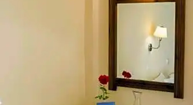 Akroyali Seafront Retreat - Charming Suites, Prenota Hotel Agios Andreas Messinias Messinia