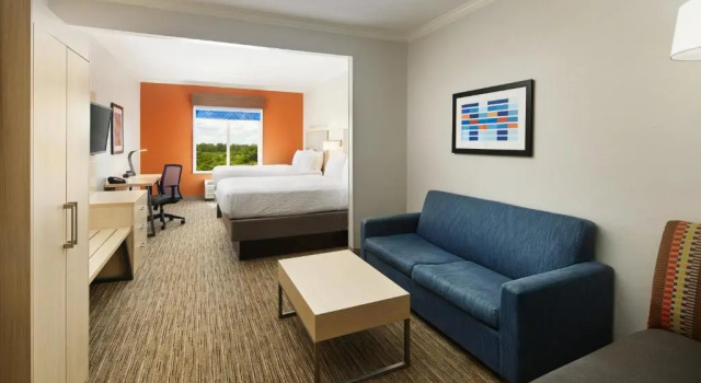Двухместный люкс Holiday Inn Express & Suites Bonifay by IHG