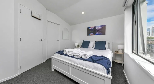 Balcony+Parking 3BR Gem Near Arena | Zodiak Stays, Rezerwuj Apartament Hotele w Auckland Region z parkingiem, Parking