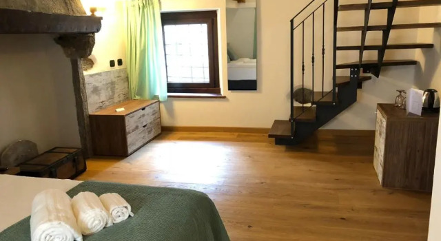 Полулюкс Deluxe NicoMat Rooms