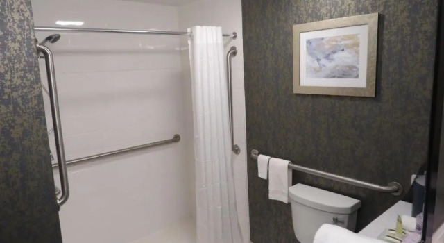 Номер Standard Best Western Plus Landmark Inn