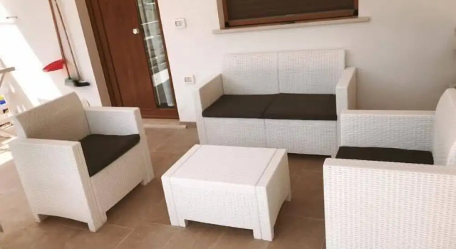 Agriturismo La Duchessa e il Contadino, Varaa Maatalousloma Hotellit Vieste uima-altaalla, Uima-allas