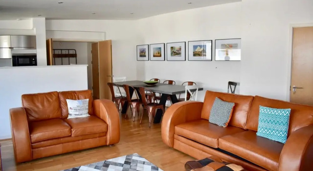 Beautiful Flat With Balcony Near Brighton Beach, Забронировать Отель Отели Исторического графства Суссекса 3 звезды, 3*