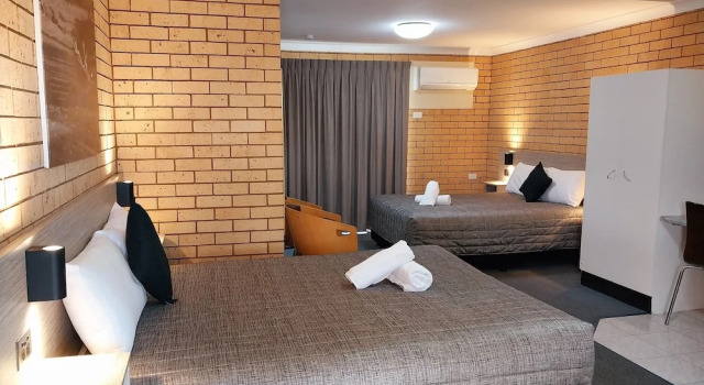 Двухместный номер Standard c 1 комнатой Tallarook Motor Inn