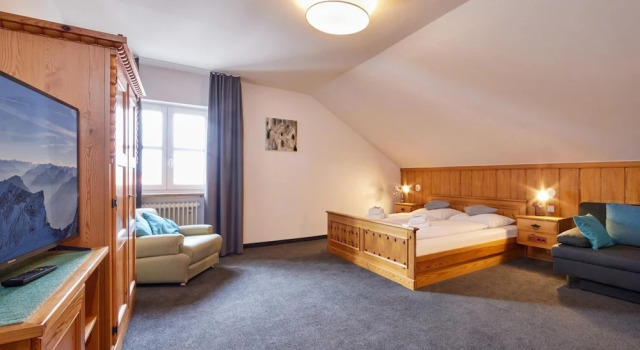 Landgasthof-Hotel zum alten Wirth, Reservar Hotel Geretsried 