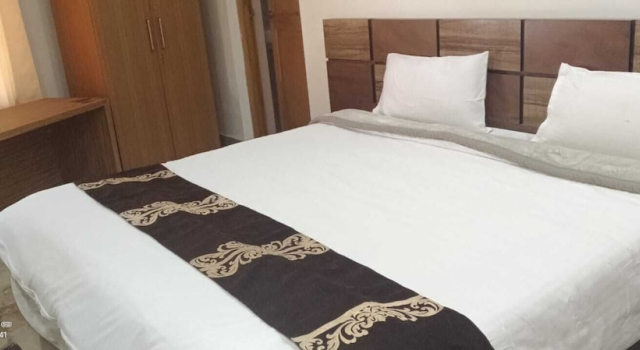 Saalak Suites On HIlltop