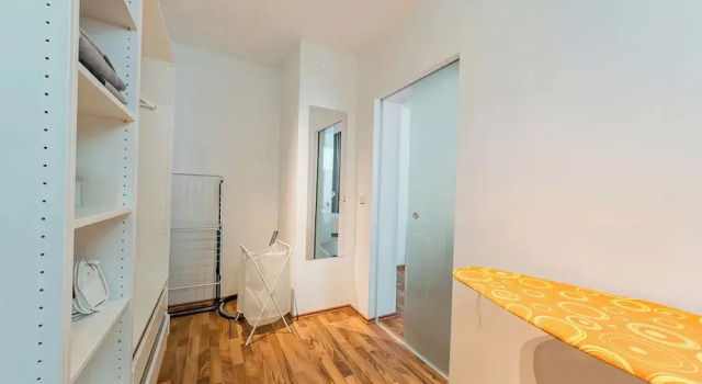 Cozy Stylish Berlin Apartment With 2 Bedrooms, Varaa Huoneisto Berliini Saksa, lähellä Helmholtzplatz