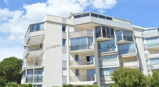 Appartement Le Grau-du-Roi, 2 pièces, 4 personnes - FR-1-250-74, Book Apartment Le Grau-du-Roi Camargue
