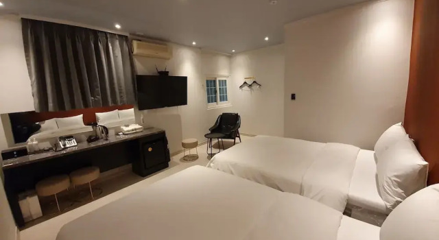 Hotel WO Yongsan Station