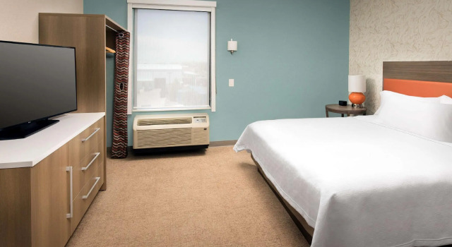 Двухместный люкс Home2 Suites By Hilton Columbia Southeast Fort Jackson