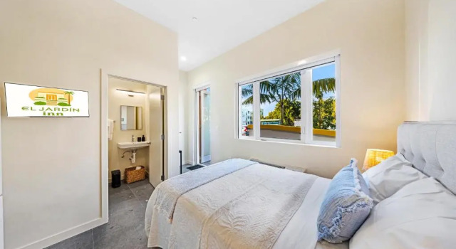 El Jardin by Renzzi, Забронировать Апартаменты/квартира Апартаменты Miami Metropolitan Area, Апартаменты/квартира