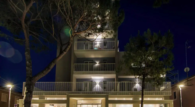 Almalux Jesolo Wellness & Spa 3 stelle superior, Забронировать Курортный отель Езоло Линьяно-Ривьера