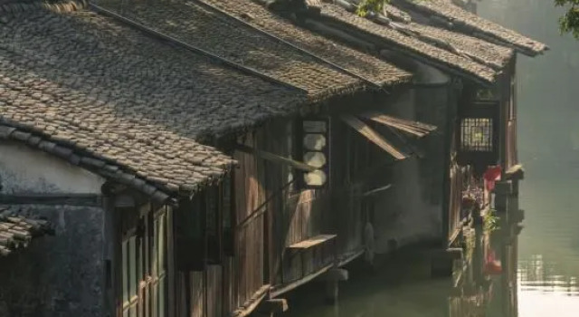 Wuzhen Xianglibaren Homestay (Wuzhen Xizha South Gate), Забронировать Отель Учжэнь Цзясин, рядом с Former Residence of Mao Dun