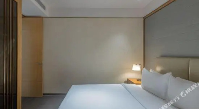Люкс Deluxe с 2 комнатами с видом на море Albion Residence Haitang Bay Sanya