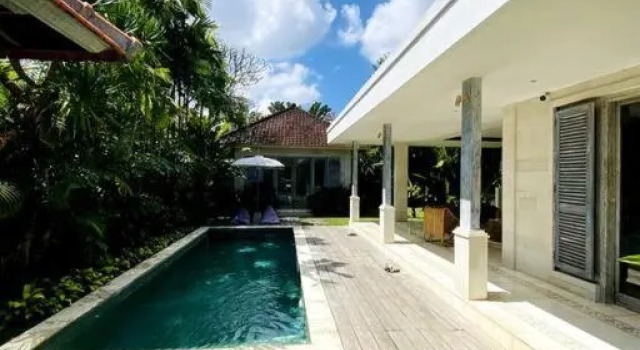 Villa Biru - 500m Batubelig beach, Rezervovat Vila Chaty v Bali, Chalupa