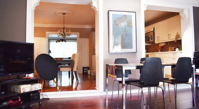 Spacious Artistic House in Toronto, Varaa Hotelli Toronto 