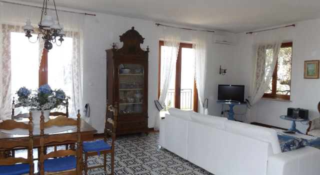 Villa Patrizia, Забронировать Вилла Отели Торри-дель-Бенако с парковкой, Парковка