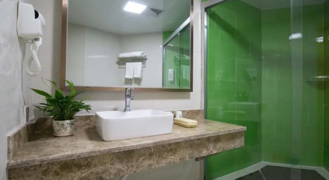 Номер Business GreenTree Inn Hefei Feixi County South Jinzhai Road Jinyun International Hotel