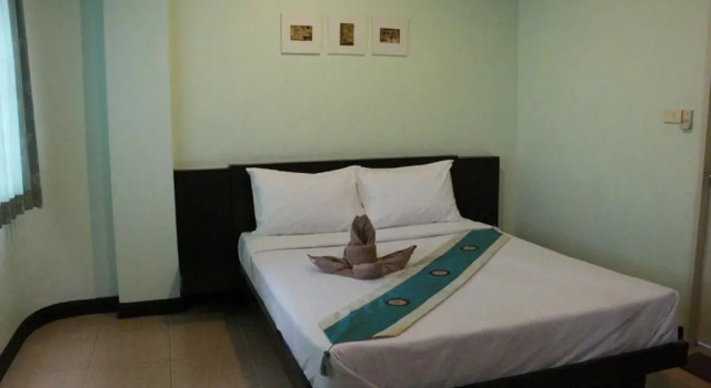 Двухместный номер Superior с балконом Baan Vor. Sumongkol Service Apartment