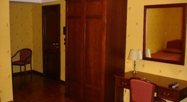 Hotel Excelsior, Book Hotel Cosenza 