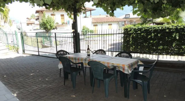 Casa Vilma, Prenota Appartamento Vercana Como