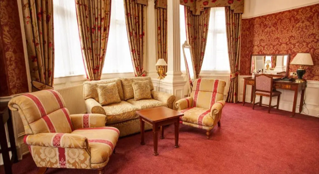Двухместный люкс Best Western PLUS Grims Dyke Hotel