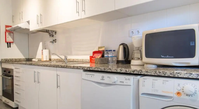 Апартаменты Charming and Central Apart - 350m from the beach