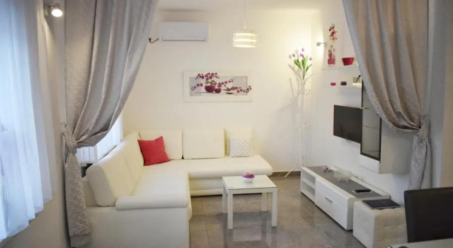 Apartment Radalj, Rezerwuj Apartament Hotele w Split-Dalmatia County z parkingiem, Parking