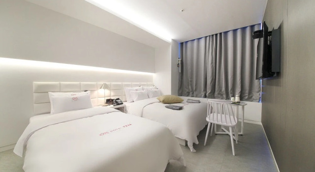 Номер Business Hotel yaja wirye