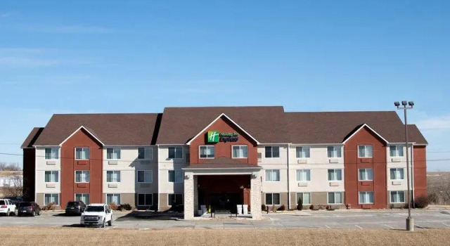 Run of House Holiday Inn Express Hotel & Suites Maryville by IHG