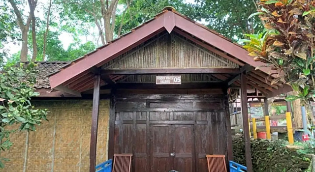 Pondok Wisata Kalibiru by ZUZU, Book Hotel Sedayu 