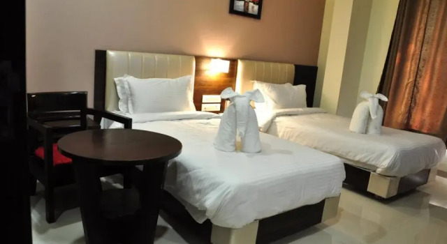 Royal Inn