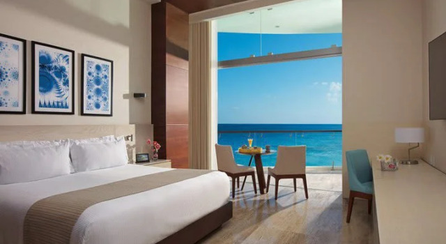 Люкс oceanfront Altitude at Krystal Grand Cancun - All Inclusive