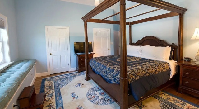 Номер Luxury Kingsbay Mansion & Vacation Houses