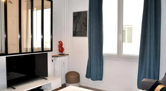 Апартаменты Splendid Apt With Wifi At Two Steps Of The Beach