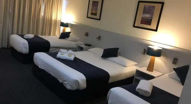 Семейный номер Deluxe Lakeview Motor Inn