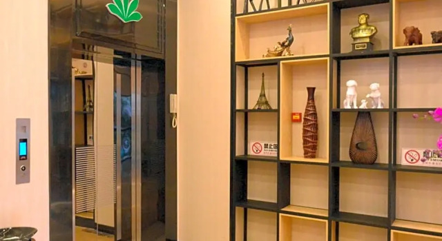 GreenTree Alliance Hotel Kunming Chuanjin Road Branch, Rezerwuj Hotel Hotele w Kunming z parkingiem, Parking