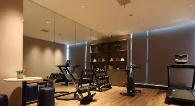 HUATIAN CHOICE HOTEL (Changsha Wuyi Square IFS), Rezerwuj Hotel Changsha Hunan, w pobliżu Taiping Street