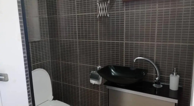 Коттедж Unique 1 bedroom house