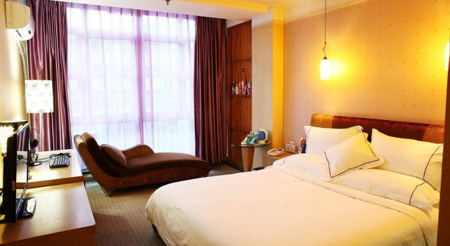 Junyi Hotel, Boek Hotel Hotels in Chengdu met parkeren, Parkeren