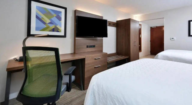 Run of House Holiday Inn Express Raleigh-Durham Airport by IHG