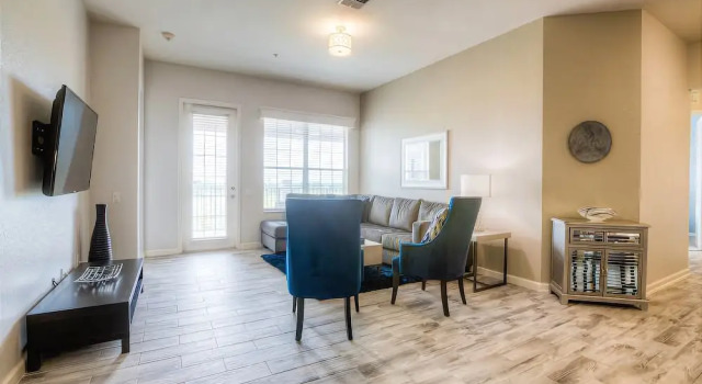 5048 Shoreway Loop #402,